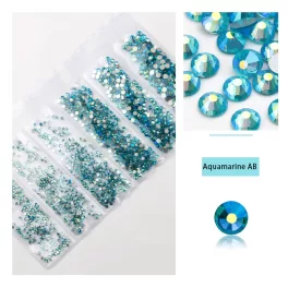   Set de 1680 de strasuri de cristal in 6 marimi P33 - Aqumarine AB