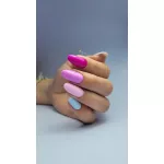 Colectia Crush  by Adele  de geluri cu 4 lacuri de unghii gel si o margareta cadou.