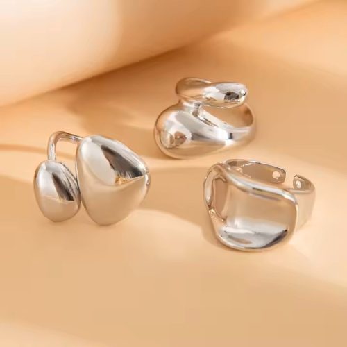 Set de 3 inele de modă – în culoare aurie
